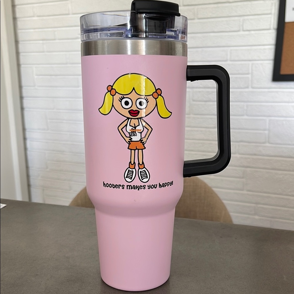 Hooters Pink Travel Mug with saucy Suzy Cartoon Design